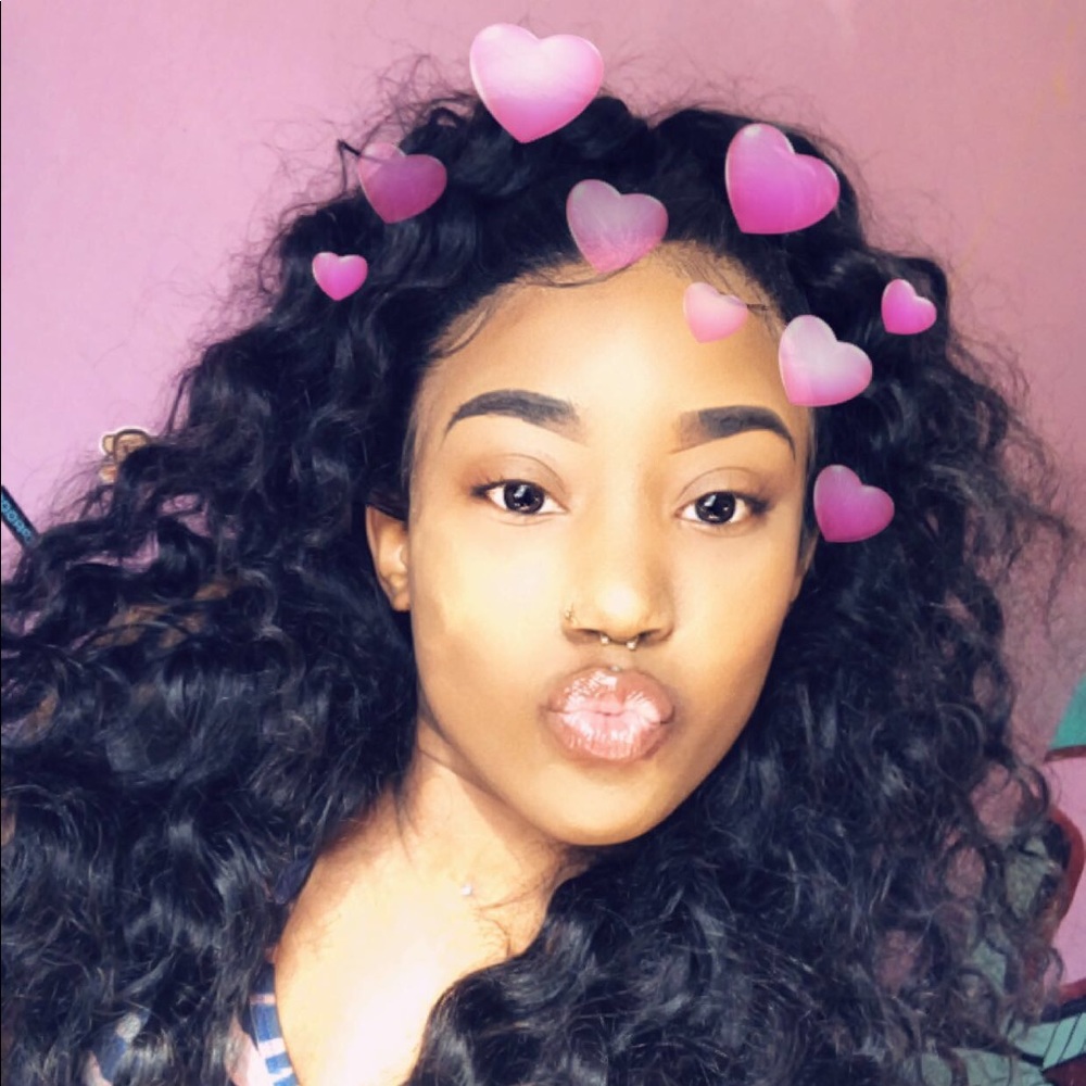Meet your Posher, Kiwana